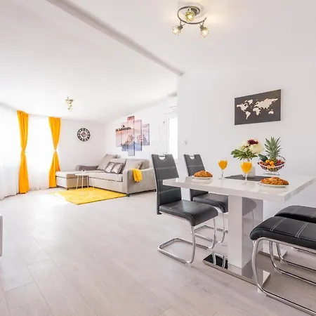 Apartments Nunc شقة
