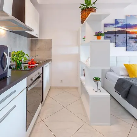 Apartments Nunc *