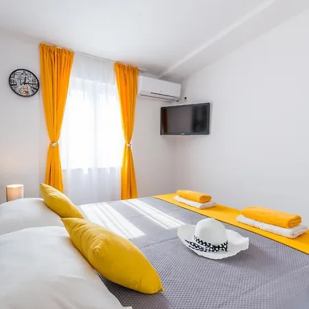 Apartments Nunc Διαμέρισμα *